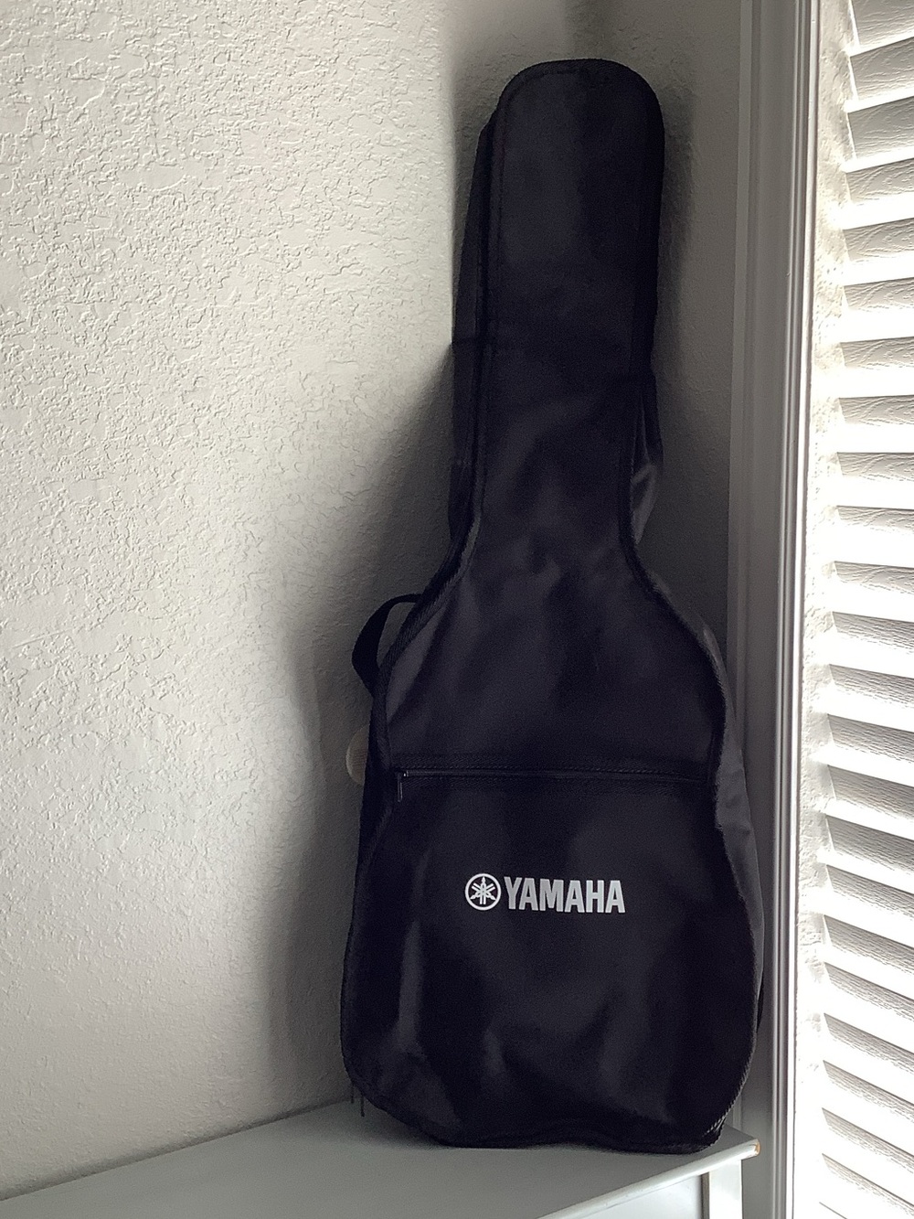 Yamaha Black Guitar Soft Case with Front Pocket and White Logo